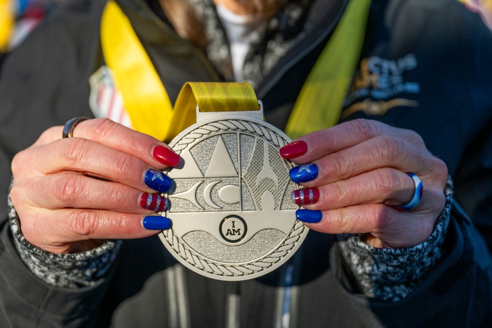 Team U.S. competes in advanced alpine skiing, snowboarding slalom run