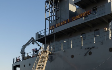 3rd MLG CG visits Yokohama North Dock