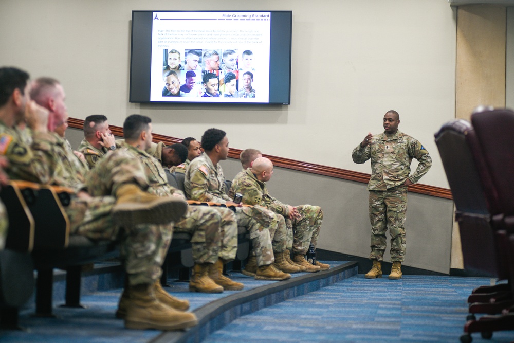 III Armored Corps Leaders Emphasize Standards and Discipline in Grooming and Uniform Wear at LTT