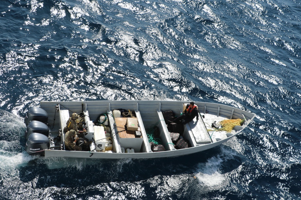 Coast Guard Cutter Waesche interdicts illegal drugs in Eastern Pacific