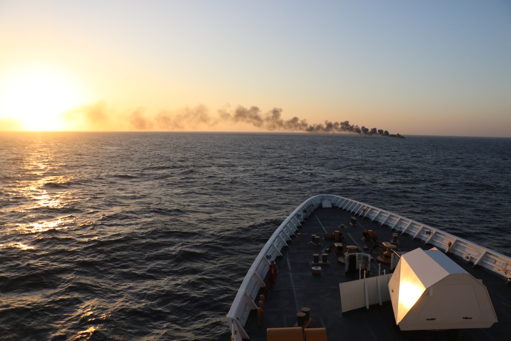 Coast Guard Cutter Waesche interdicts illegal drugs in Eastern Pacific