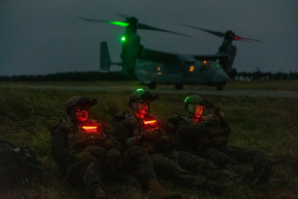 31st MEU | MRF conducts Parachute Operations, Reconnaissance and Surveillance Insert