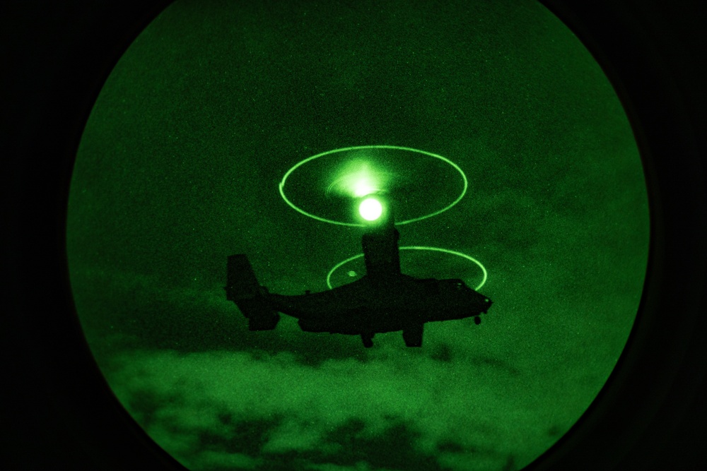 Marines conduct night raid with EOTG for deployment training