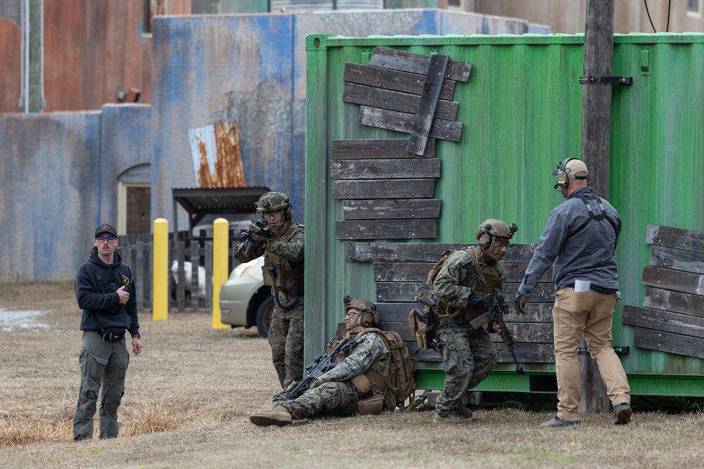 Town Sweep: 22nd MEU prepares for deployment with raid drills