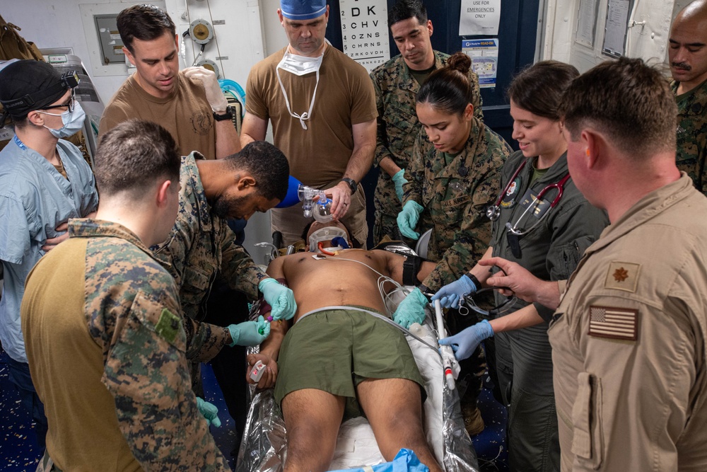 USS America (LHA 6) and 31st Marine Expeditionary Unit Conduct Medical Training