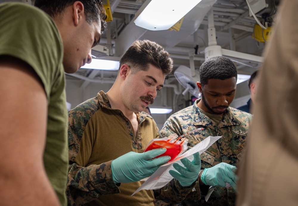 USS America (LHA 6) and 31st Marine Expeditionary Unit Conduct Medical Training