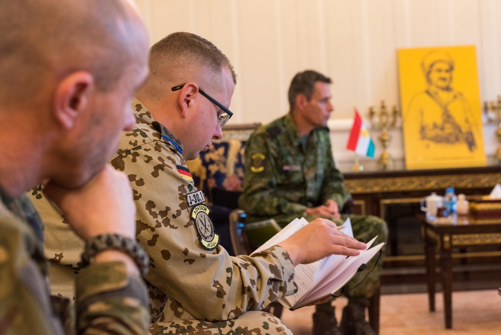 Coalition Advisors Look Ahead with Peshmerga 1st Support Forces Command