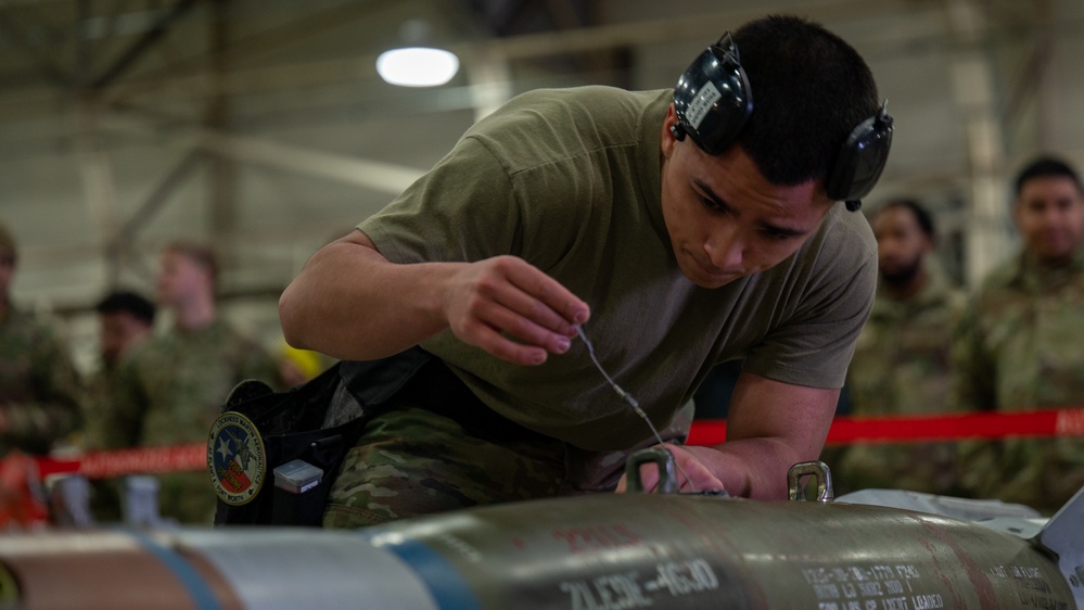 48 FW Maintainers test skills in annual Load Crew of the Year competition