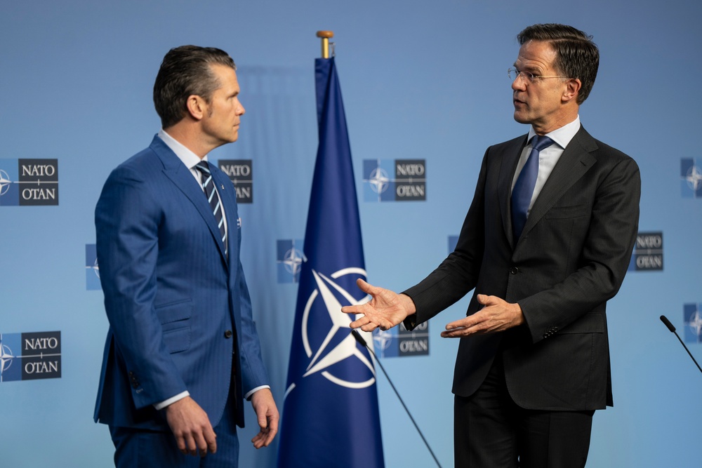 SD Attends NATO Defense Ministerial