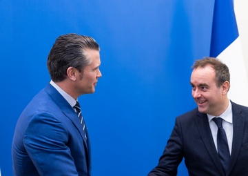 SD Attends NATO Defense Ministerial