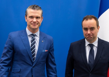 SD Attends NATO Defense Ministerial