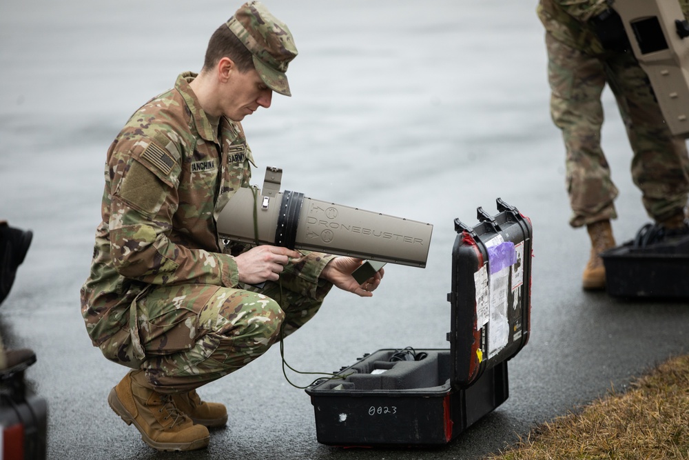 2CR Soldiers train on unmanned aerial systems defense