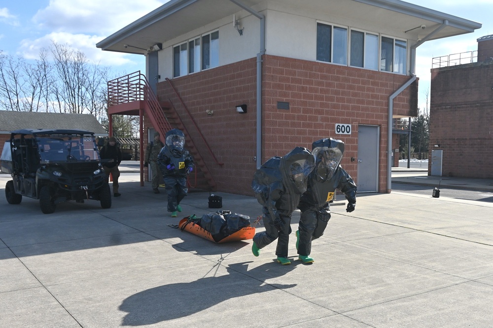 Pa. Guard Civil Support Team conducts simulated drug lab training