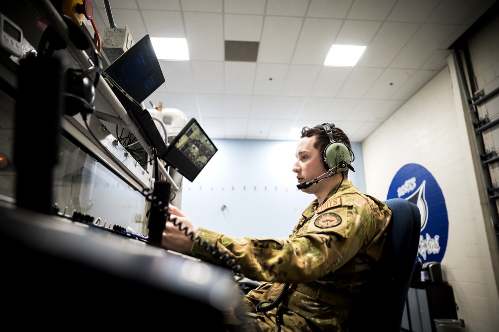 12OSS prepping Airman for the extreme