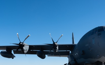 AFSOC joint air refueling during Emerald Warrior 25.1