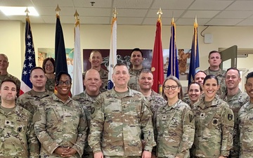 Maj. Gen. Michael L. Yost visits military medical personnel facilities, Camp Arifjan, Kuwait