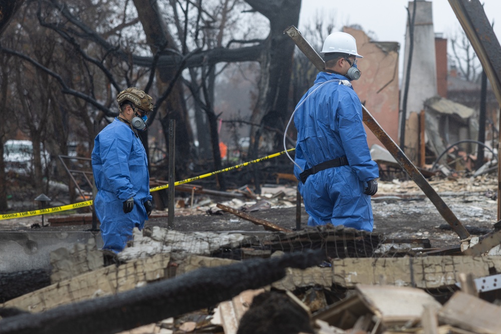 U.S. Marines arrive at Los Angeles wildfires for recovery efforts