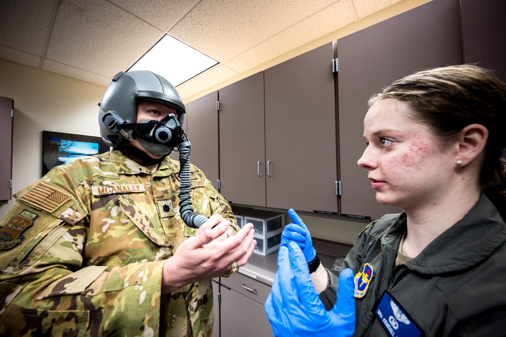 12OSS prepping Airman for the extreme