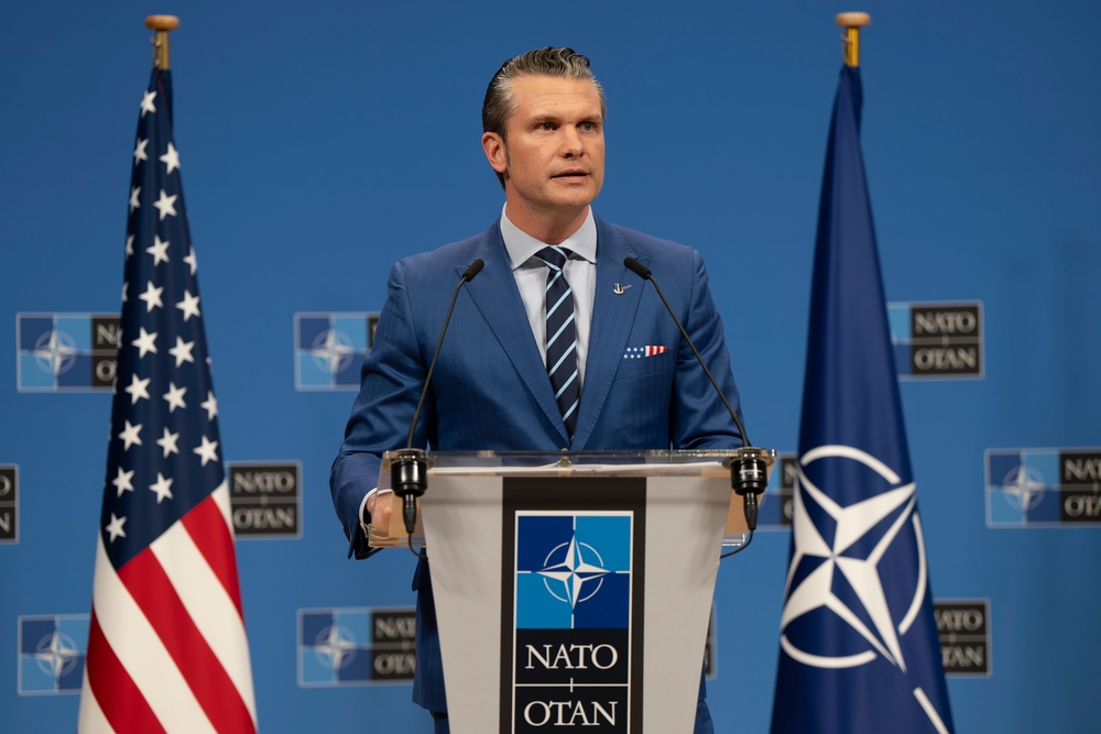 SD Attends NATO Defense Ministerial