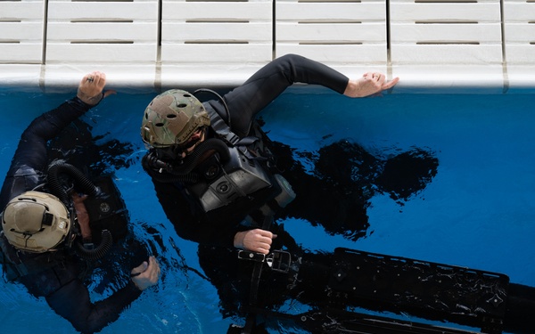 NSWG-1 Hosts OSD and USSOCOM Leadership