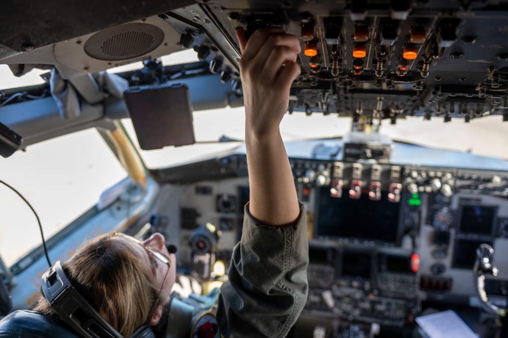 50th Air Refueling Squadron supports F-35 Lightning II Fighters with 84,000 pounds of fuel during Bamboo Eagle 25-1