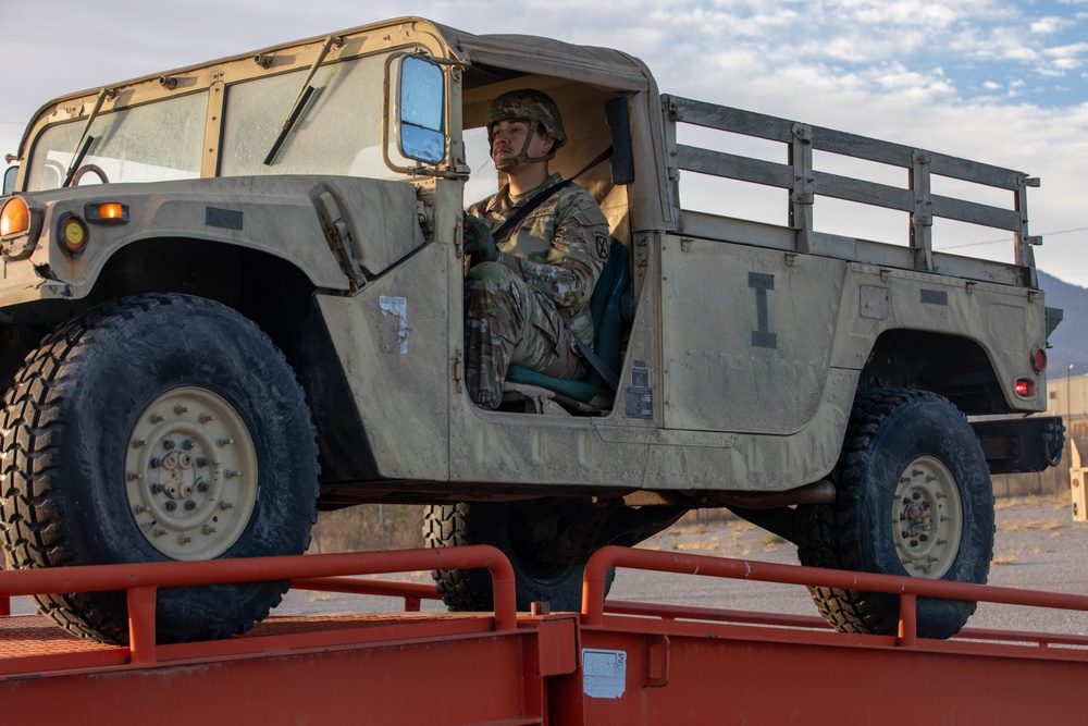 10th Mountain Soldiers download equipment