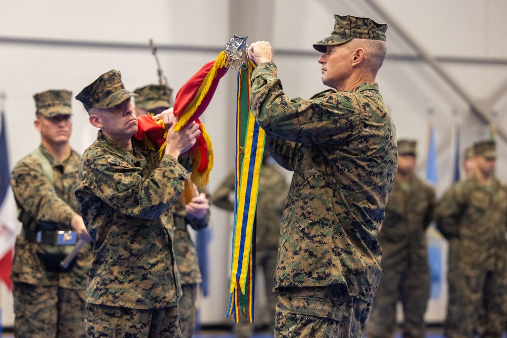 1st MARDIV holds colors rededication ceremony