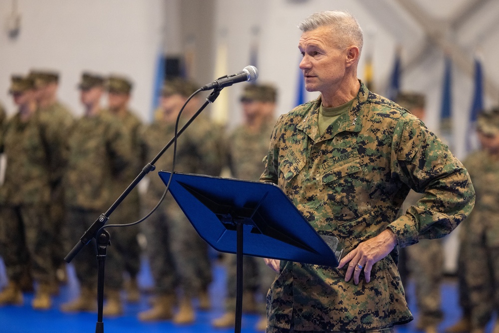 1st MARDIV holds colors rededication ceremony