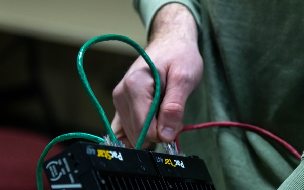 I MEF conducts Strategic Mobility Exercise 25