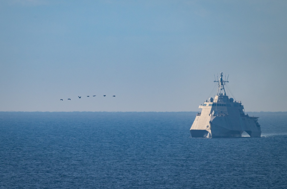 USS Cincinnati (LCS 20) Visits Naval Surface Warfare Center, Port Hueneme Division for Combat Systems Checkup