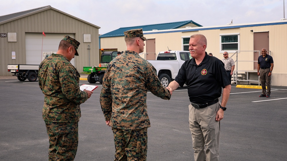 Marine Corps Facility Commends Jacksonville Firefighter