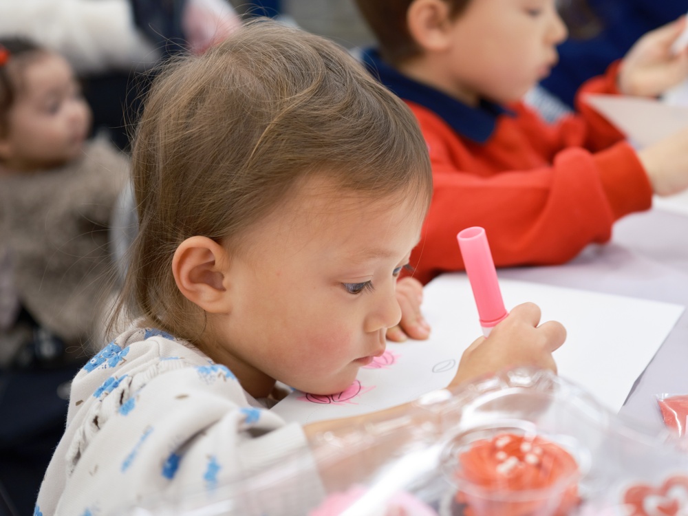 Yokosuka Navy Exchange Hosts Valentine's Crafting Event