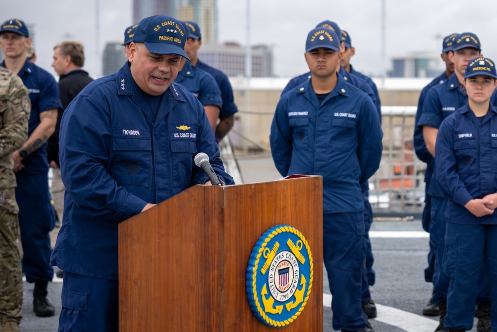 Coast Guard offloads more than $275 million worth of illegal cocaine in San Diego