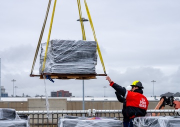 Coast Guard offloads more than $275 million worth of illegal cocaine in San Diego
