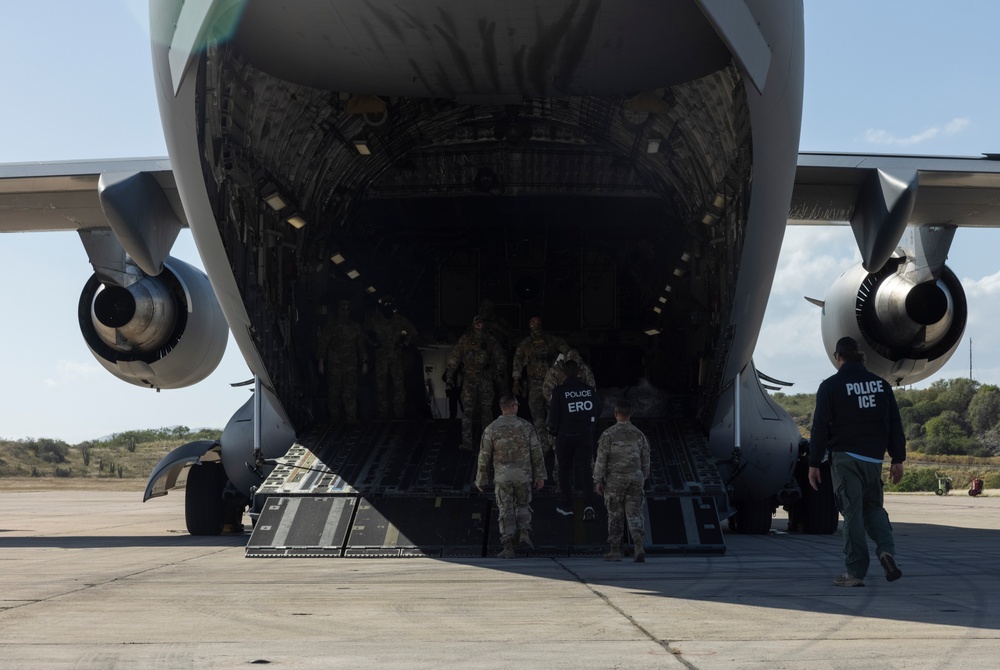 U.S. Service Members Support Migrant Holding Operations at Guantanamo Bay