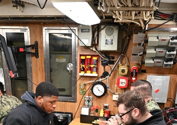 Lunch aboard the USS Newport News (SSN-750)