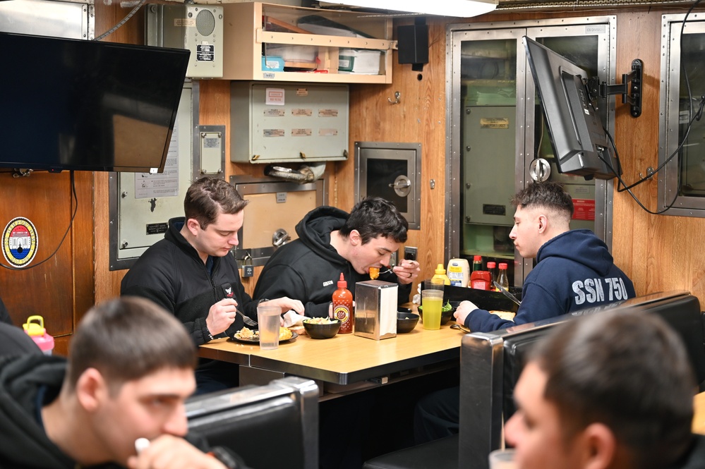 Lunch aboard the USS Newport News (SSN-750)