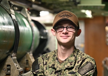 USS Newport News (SSN-750) Faces of the Deep