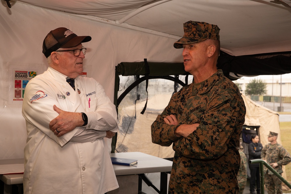 CLR-37's Food Service Company Competes in Maj. Gen. William Pendleton Thompson Hill Award