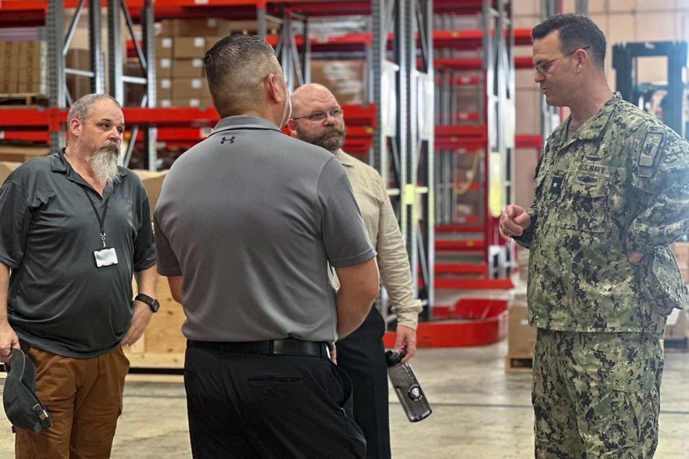 DLA Distribution commander engages with Guam