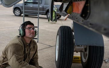 Air Mobility Command’s AMXS and MXS Airmen ensure KC-135 Stratotankers stay mission ready during Bamboo Eagle 25-1