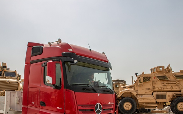 APS-5 MaxxPros arrive at EAB