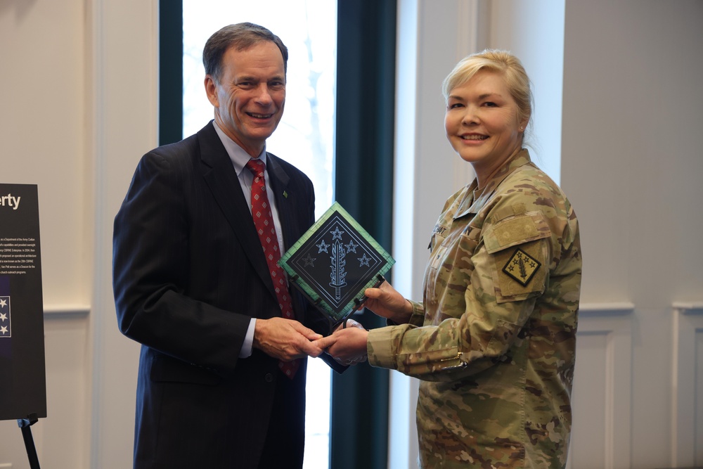 Retired US Army Chemical Corps colonel named 20th CBRNE Command Defender of Liberty