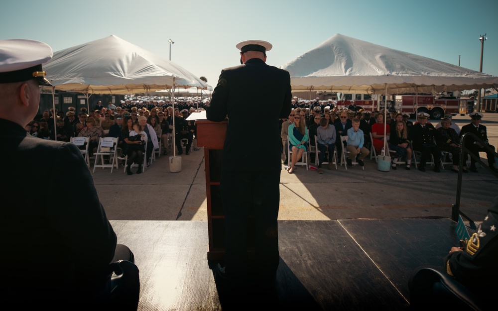 USS Lassen (DDG 82) Holds Change of Command