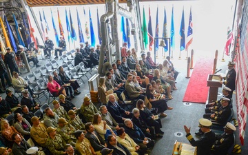 USS Savannah (LCS 28) Blue Crew Conducts Change of Command