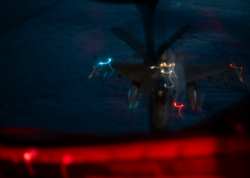 Night Operations Soar: 50th Air Refueling Squadron supports F-16s during Bamboo Eagle 25-1