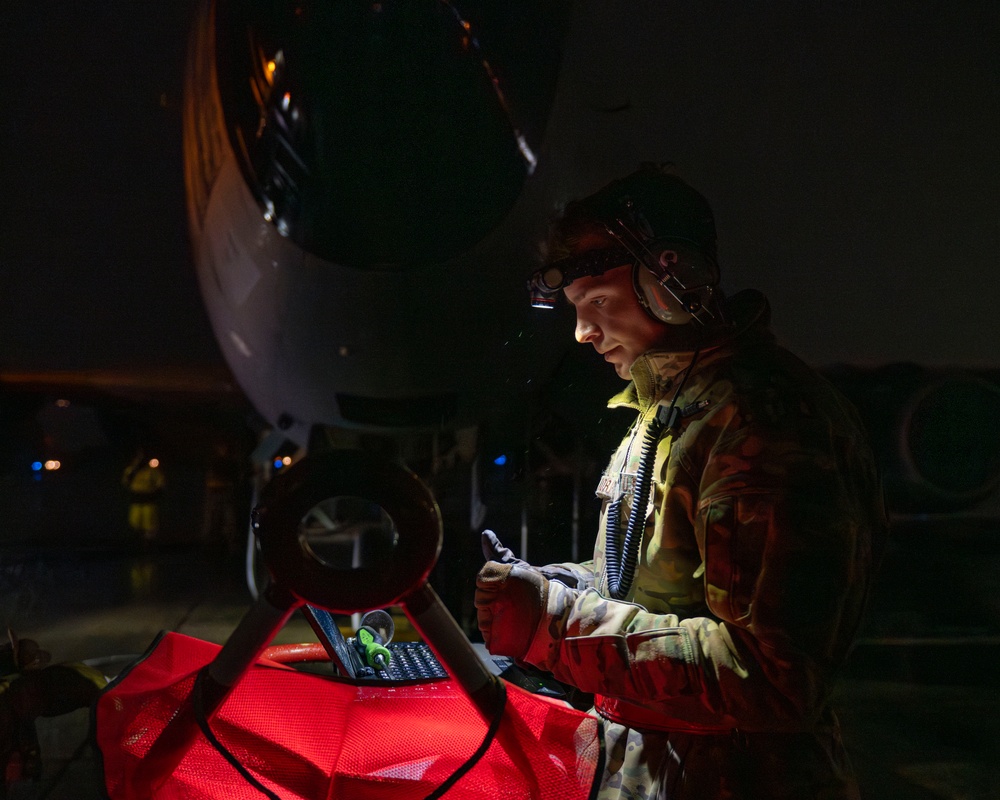 Night Operations Soar: 50th Air Refueling Squadron supports F-16s during Bamboo Eagle 25-1