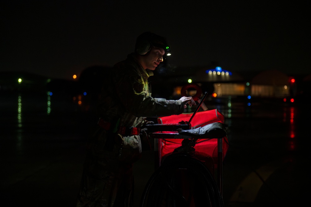 Night Operations Soar: 50th Air Refueling Squadron supports F-16s during Bamboo Eagle 25-1
