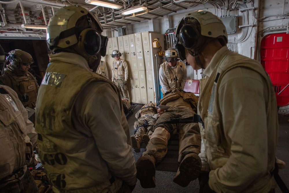 Sailors and Marines on USS America (LHA 6) Conduct Medical Training