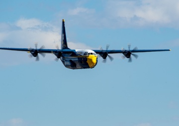 The Naval Flight Demonstration Squadron, the Blue Angels’ perform at the National Championship Air Races &amp; Air Show